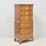 1632 6368 CHEST OF DRAWERS
